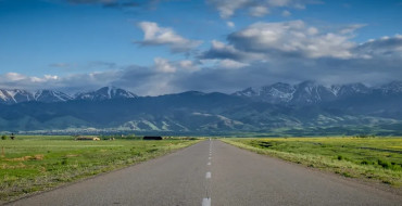 The Best Time for an Individual Tour to Kazakhstan Without Tourist Crowds