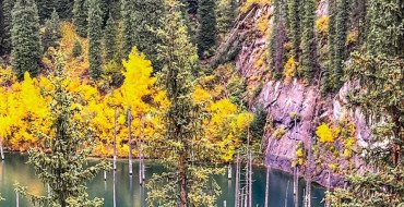 Kolsai Lake in October: Autumn Colors, Weather, Access & Tour Guide 2026