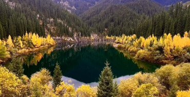 Almaty in October: Weather, Autumn Colors, Day Trips & Travel Guide 2026
