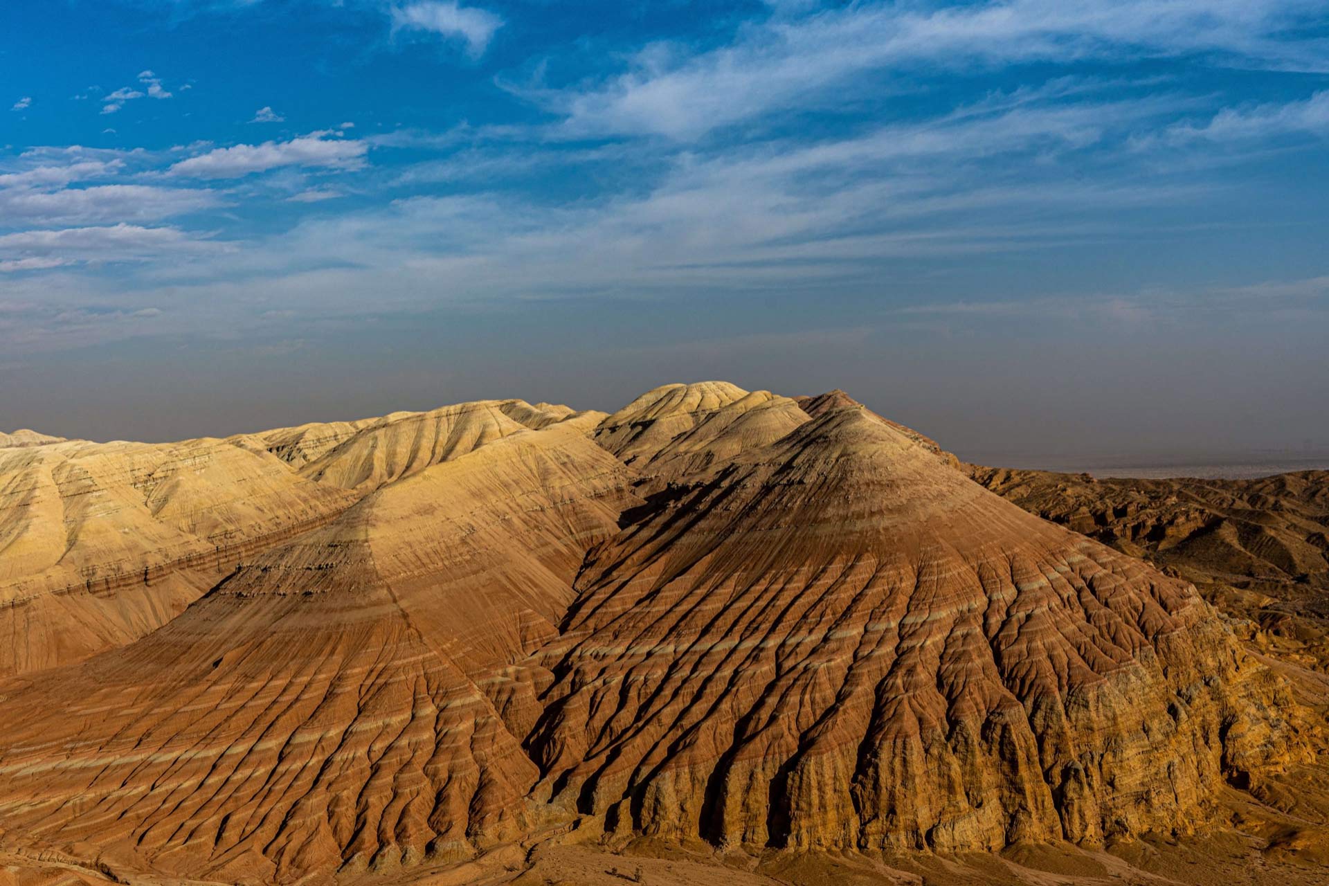 white_mountains.jpg